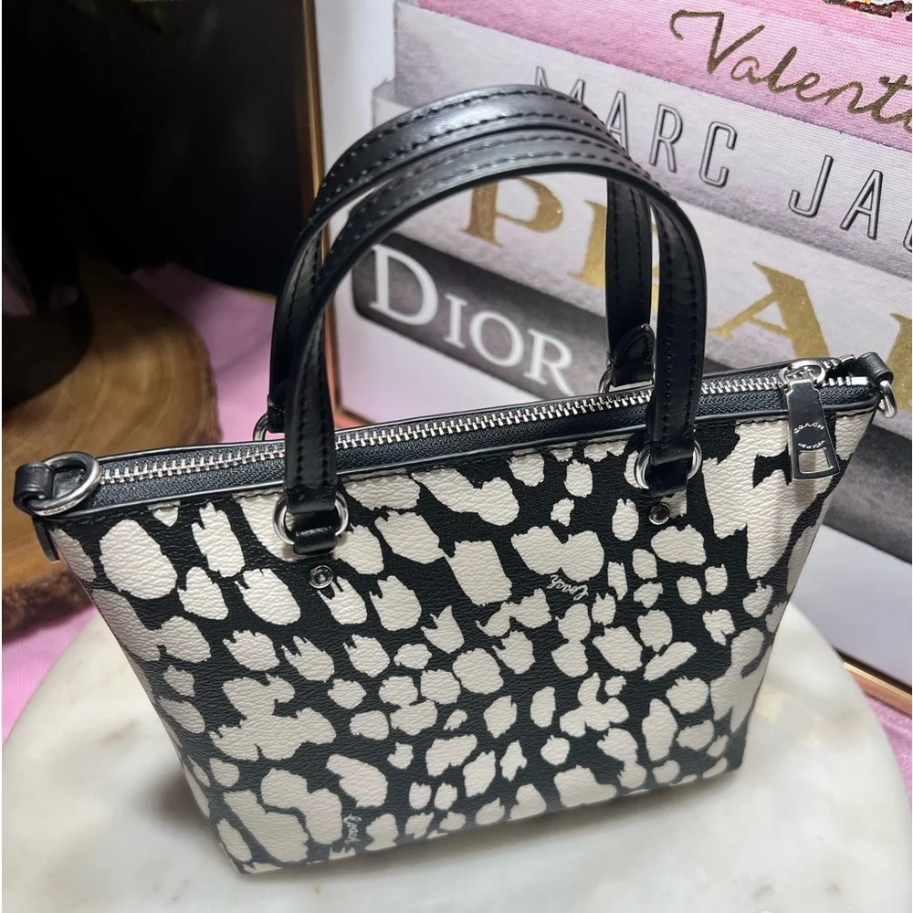 Coach Mini Gallery Crossbody spotted animal print black/chalk NWOT - Picture 12 of 14